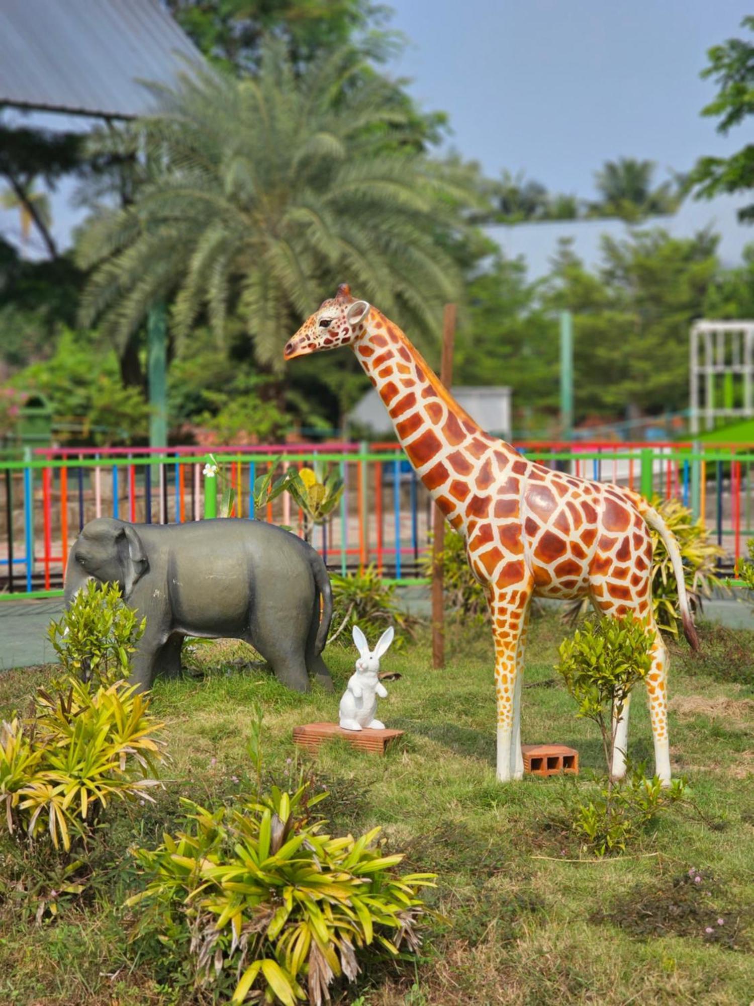 Uva Meridian Bay Resort & Spa Kundapur Esterno foto