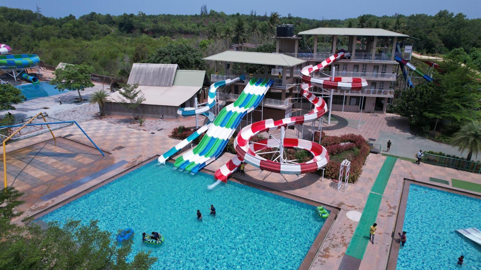 Uva Meridian Bay Resort & Spa Kundapur Esterno foto